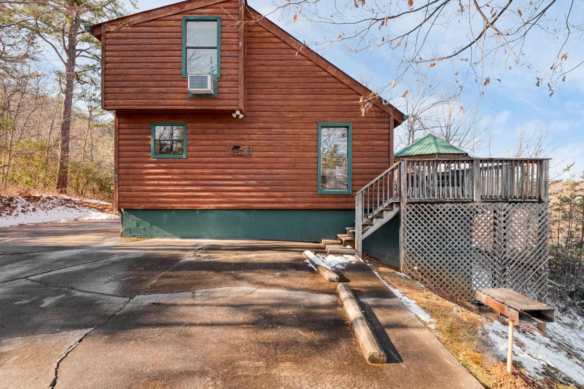 Fontana By Avantstay Gorgeous Mountain Cabin W Views Hot Tub Game Room Gatlinburg Dış mekan fotoğraf