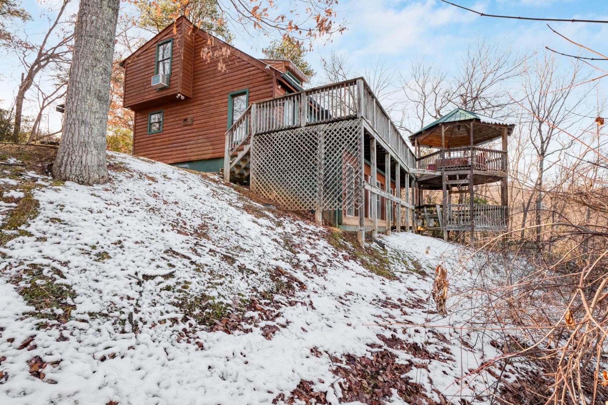 Fontana By Avantstay Gorgeous Mountain Cabin W Views Hot Tub Game Room Gatlinburg Dış mekan fotoğraf